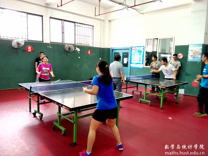2015年秋季888集团电子游戏官方网站教职工乒乓球赛2.jpg